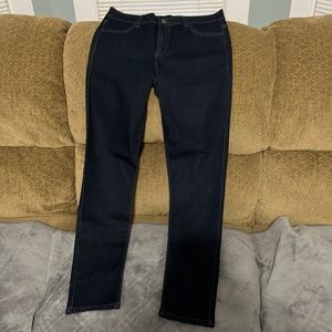 Calvin Klein Jean Jegging. Dark wash. Brand Jean.   Hardly worn